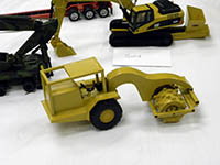 Construction Truck Scale Model Toy Show IMCATS-2010-140-s