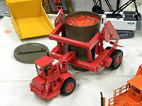 Construction Truck Scale Model Toy Show IMCATS-2012-040-s